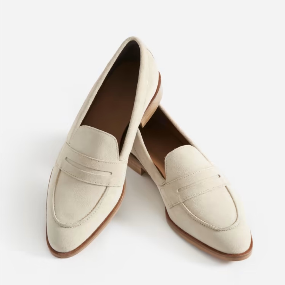 Everlane The Modern Loafer in Stone Suede